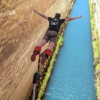 Corinthe canal saut elastique img 8540